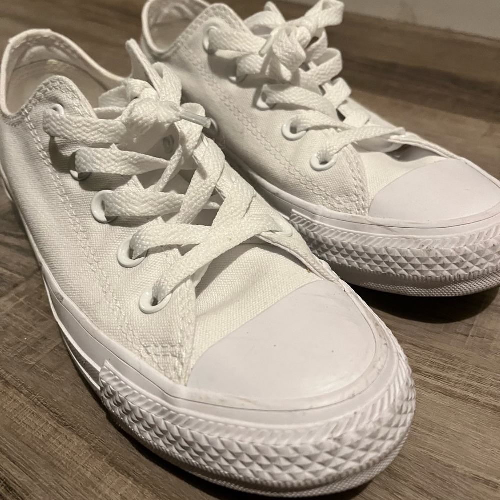 Women’s white converse